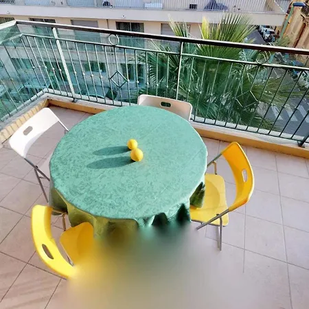 13rp - Grand 3p Plein Centre Avec Terrasse Et Parking Apartmán *